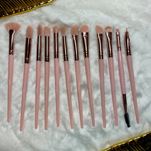 Pink Eye Brush Set