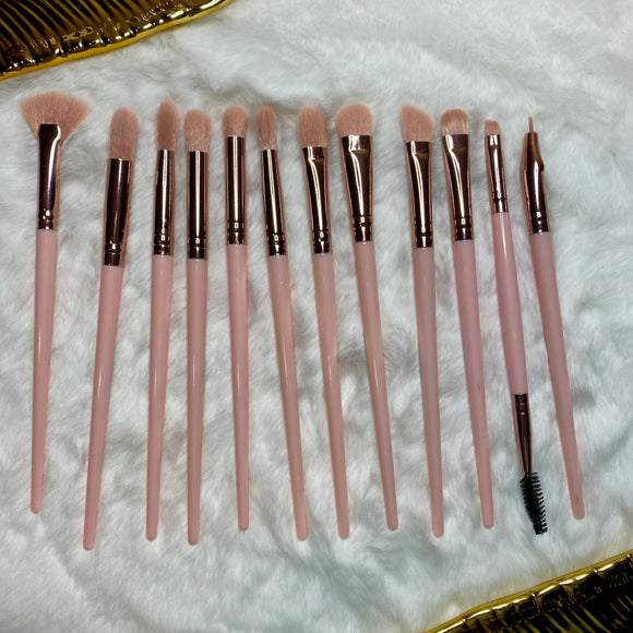 Pink Eye Brush Set